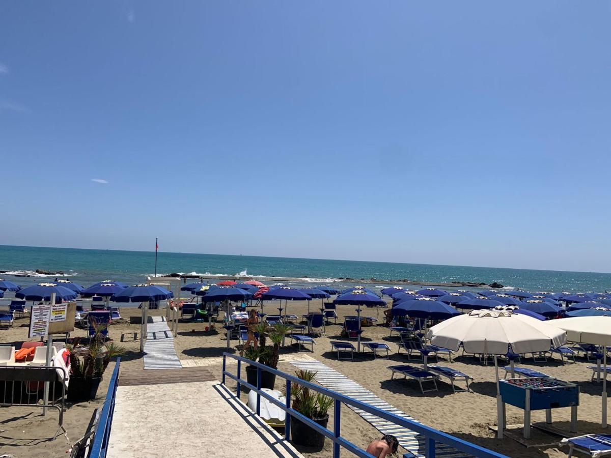 La Casina Sul Porto Appartamento Anzio Esterno foto